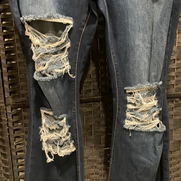 Plus size womens flair jeans stretch and distressed jeans M.A.D. Brand - Picture 5 of 8